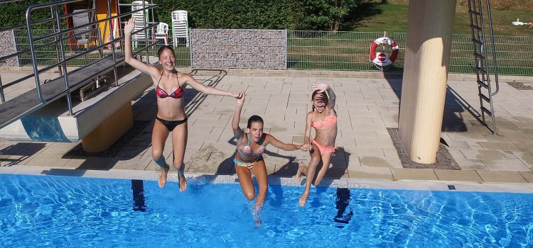 FREIER  EINTRITT  ZUM  SAISONSTART  2017 FREIER  EINTRITT  ZUM  SAISONSTART  2017